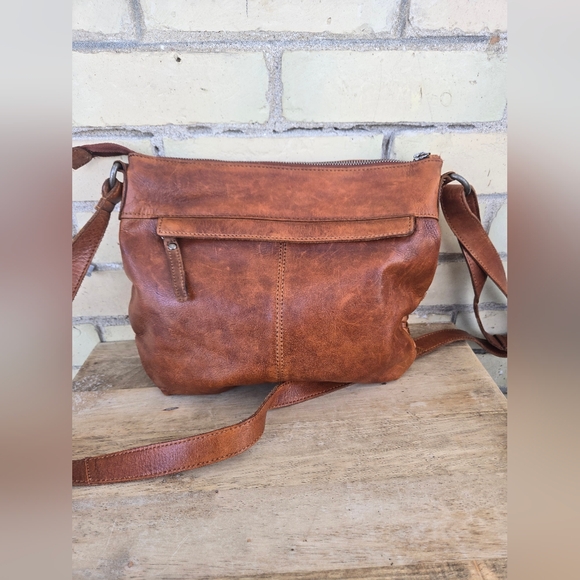 Vintage Leather Bag - Picture 8 of 12